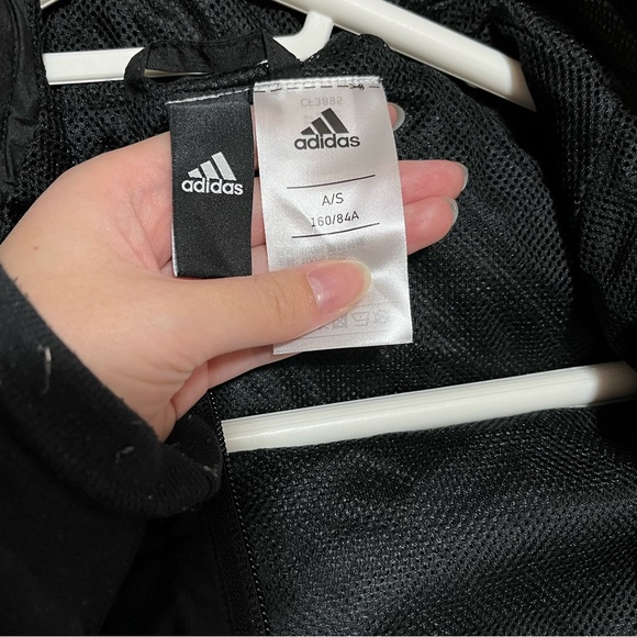 ADIDAS Windbreaker - Picture 3 of 6